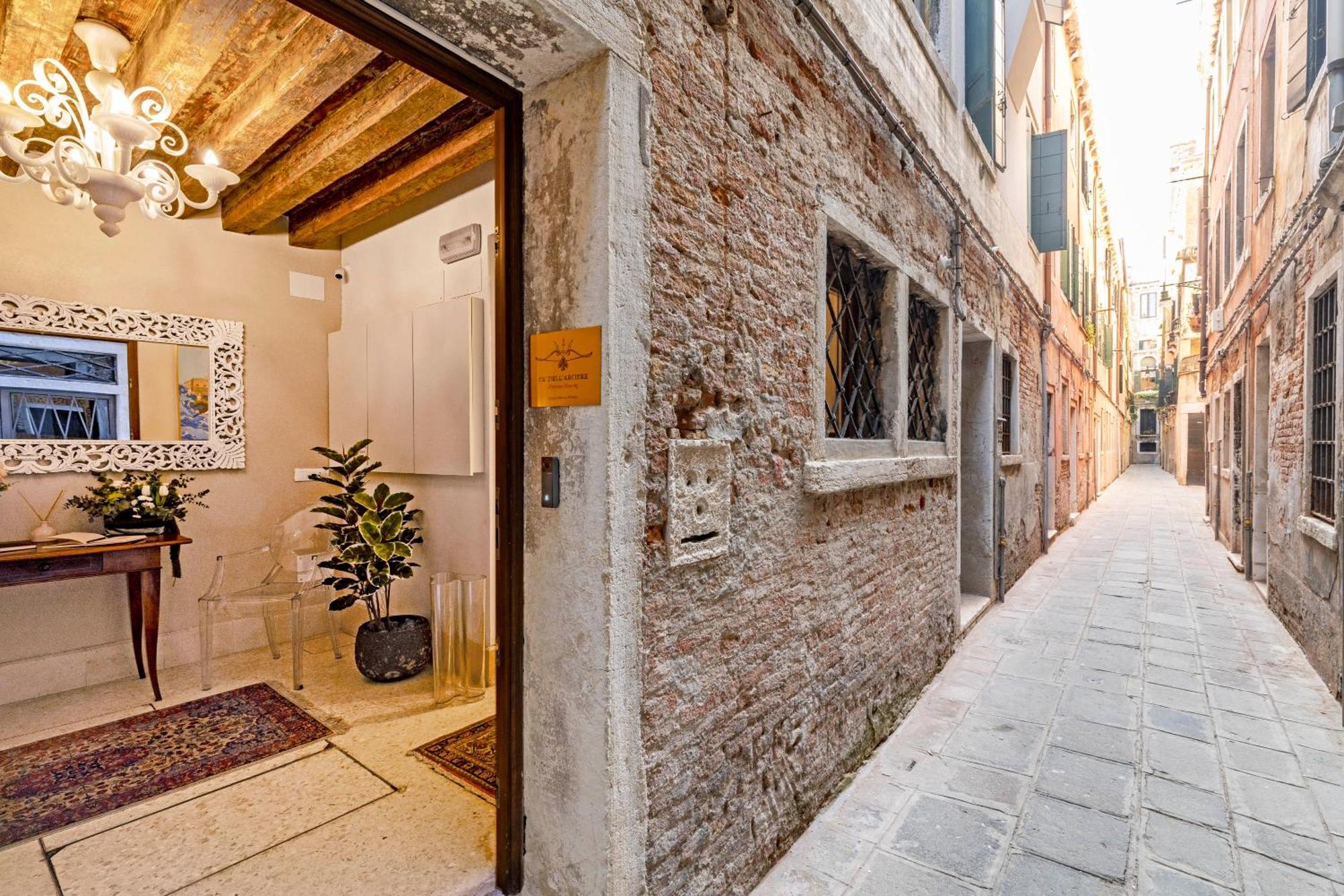Ca' Dell'Arciere Apartments Венеция Екстериор снимка