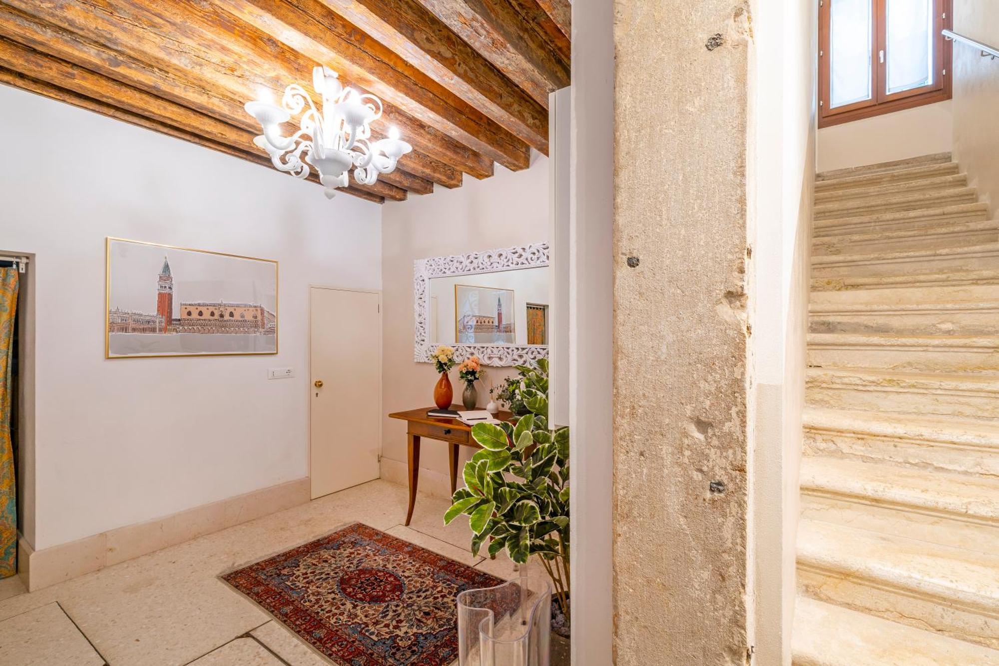 Ca' Dell'Arciere Apartments Венеция Екстериор снимка